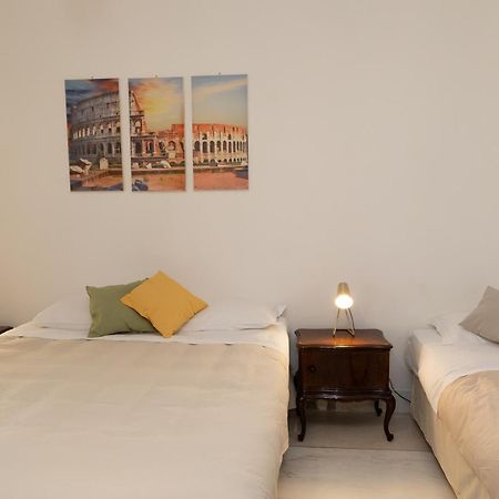 Martina A Piazza Del Popolo Villa Рим Екстериор снимка
