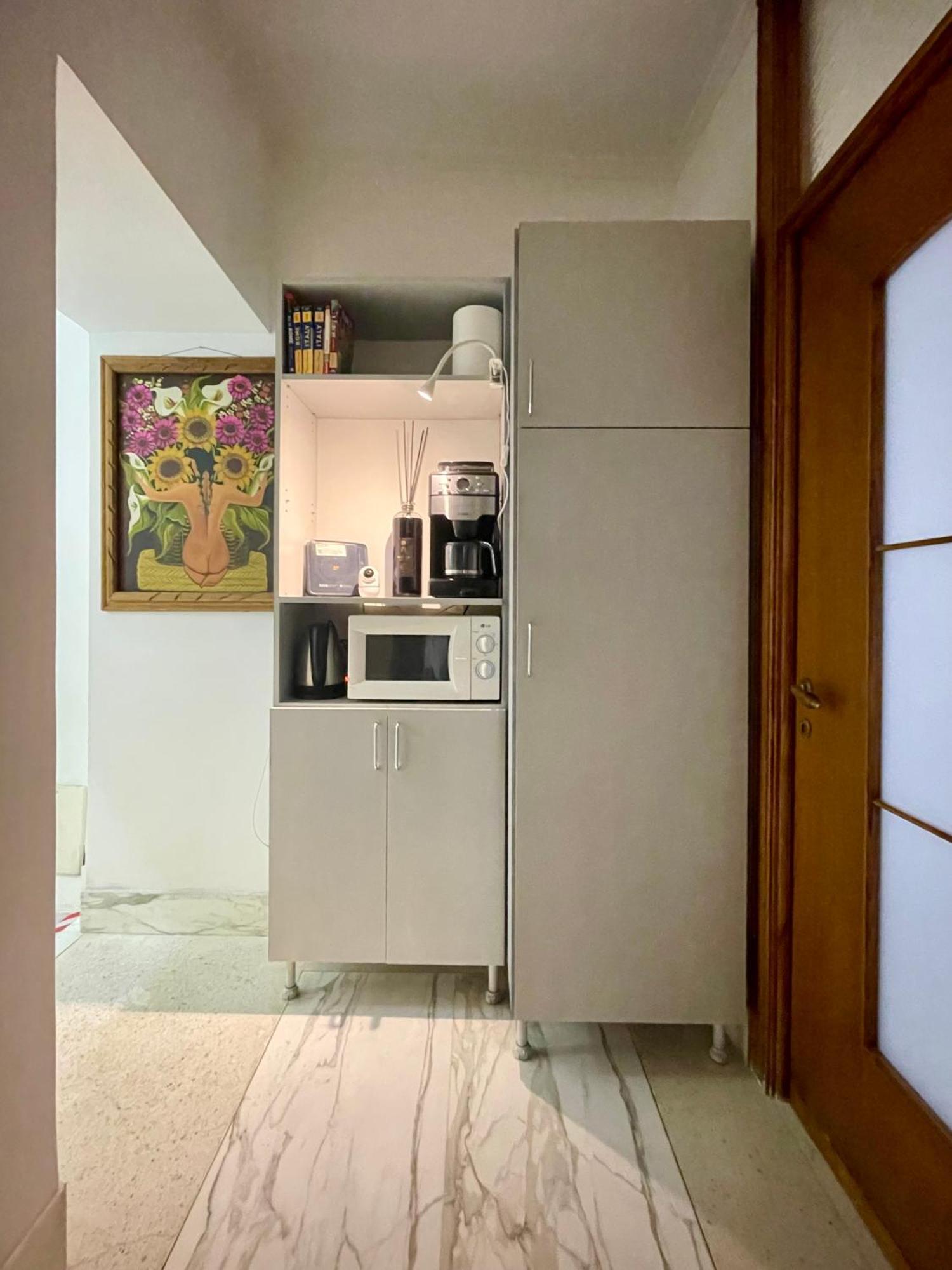 Martina A Piazza Del Popolo Villa Рим Екстериор снимка