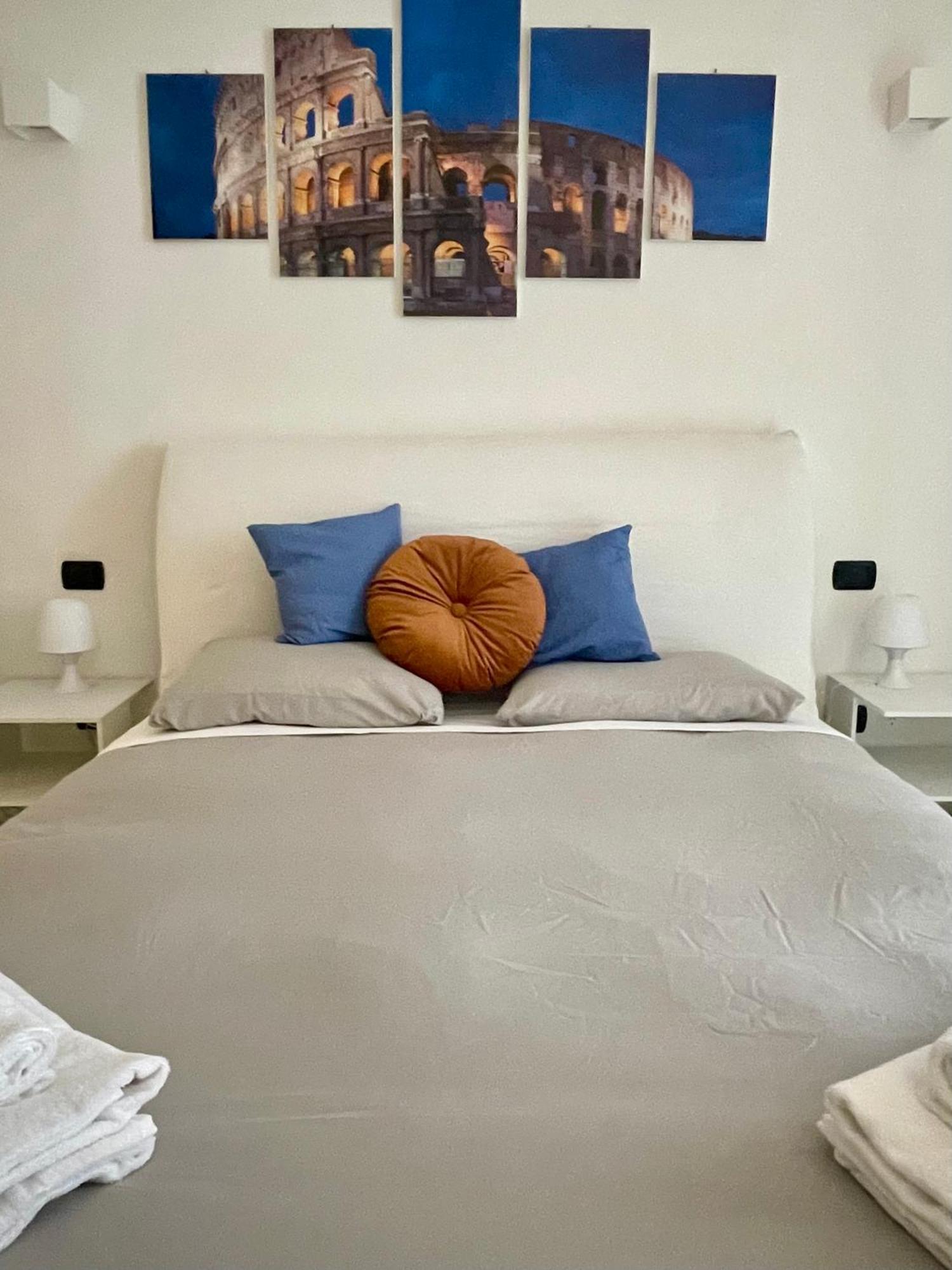 Martina A Piazza Del Popolo Villa Рим Екстериор снимка
