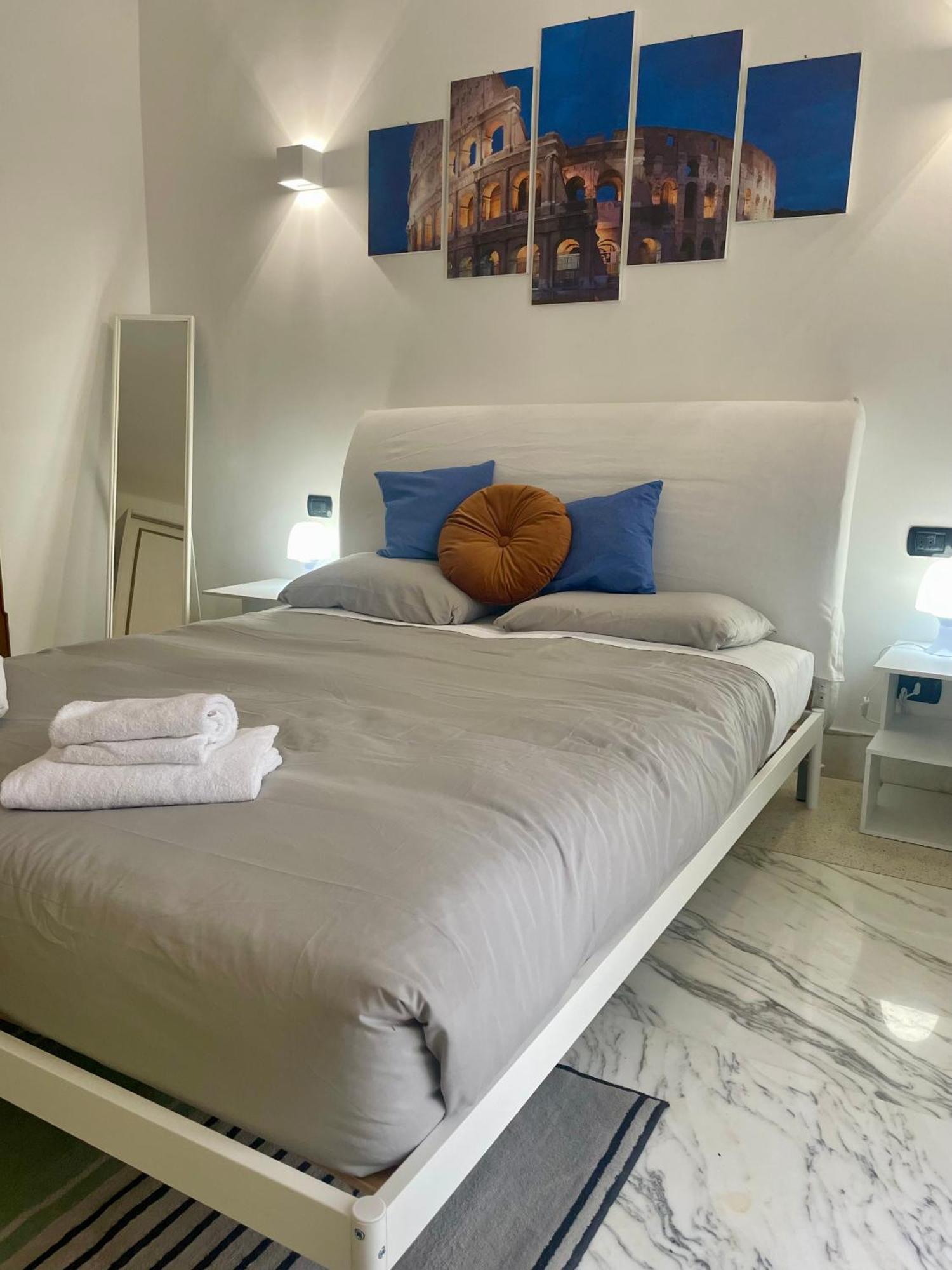 Martina A Piazza Del Popolo Villa Рим Екстериор снимка